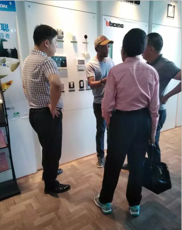 國佳智能